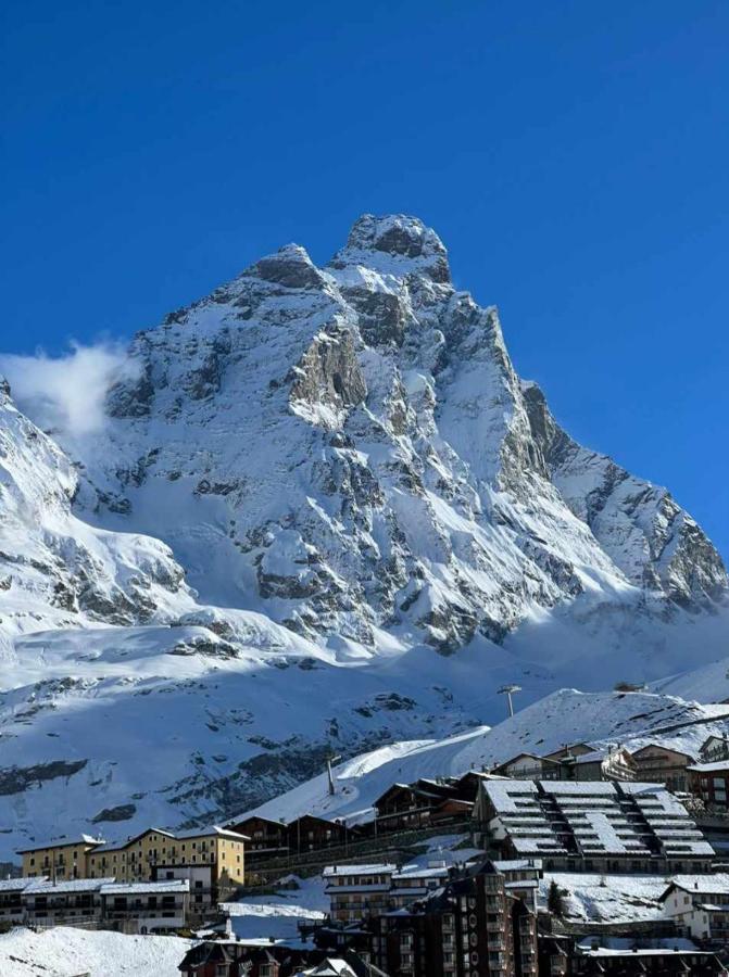 Giomein Sporting Red House Breuil-Cervinia Dış mekan fotoğraf