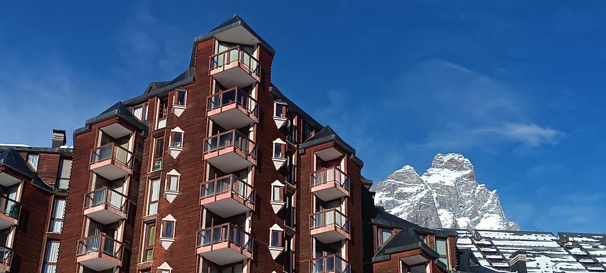 Giomein Sporting Red House Breuil-Cervinia Dış mekan fotoğraf